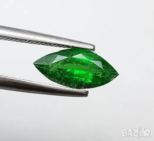 Цаворит гранат в блестящо наситено зелено - 0.98кт.! Нов!, снимка 4 - Други - 49264912