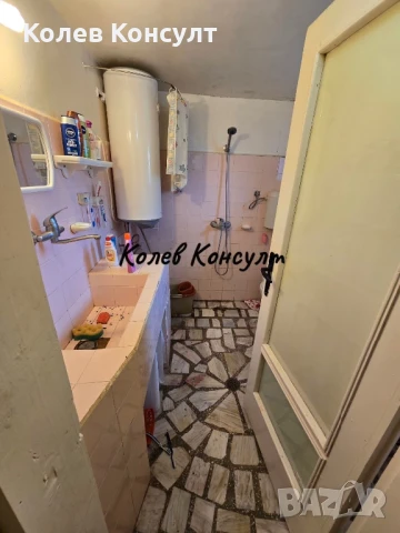 Продавам едноетажна къща в село Александрово , снимка 9 - Къщи - 50887672