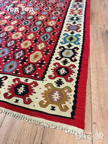 Чипровски килим Бомбичките , снимка 3 - Килими - 54313245