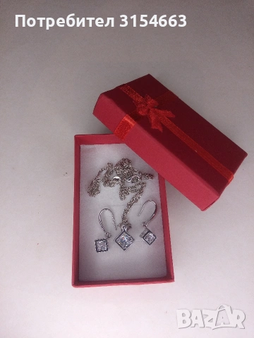 Комплект колие и обици , снимка 2 - Бижутерийни комплекти - 54209228