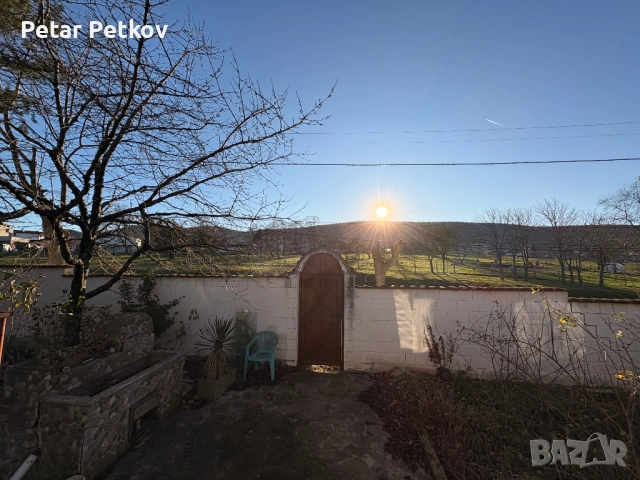 Къща с Механа на входа на село Медово, снимка 14 - Къщи - 52891800