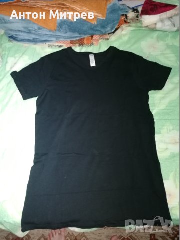 Продавам 3 броя нови тениски - размер М - на обща цена 15 лв.