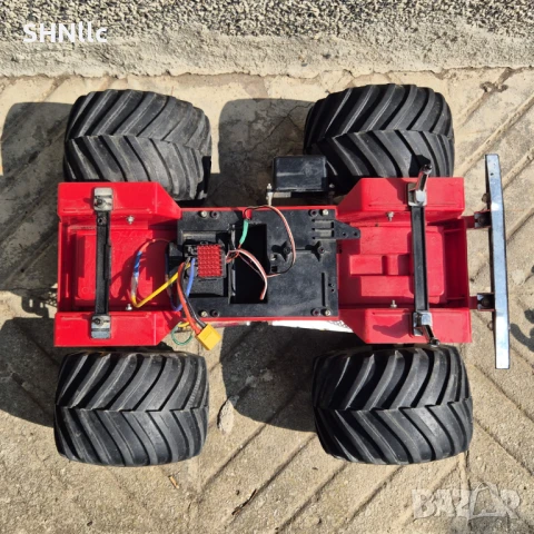 Tamiya Bullhead RC Monster Truck 1:10, снимка 6 - Коли, камиони, мотори, писти - 50513403