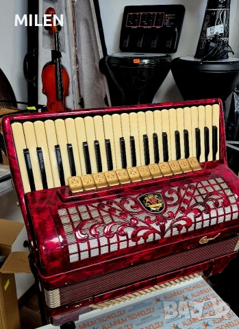 Акордеон Royal Standart 120 баса !!!, снимка 8 - Акордеони - 54183155