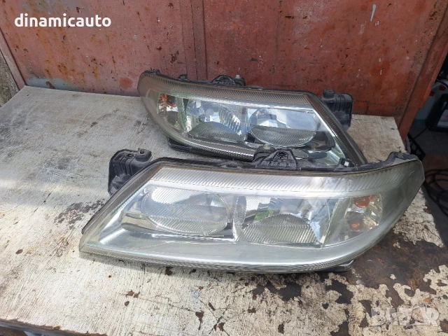 Фарове за Renault Laguna 2001г.