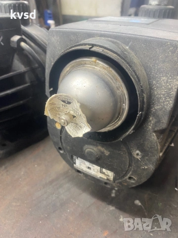 Помпа Грундфос , снимка 3 - Напояване - 53270762