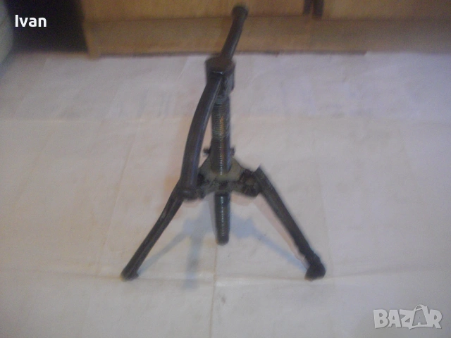 Българска Голяма Трираменна скоба за вадене на лагери и спирачни барабани старото качество Соц НРБ, снимка 17 - Други инструменти - 54010577