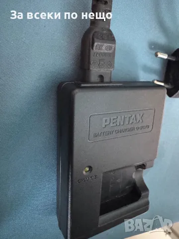 Оригинално зарядно  D-BC78 (B)  за фотоапарат Pentax за батерии D-Li78, снимка 3 - Чанти, стативи, аксесоари - 49184063