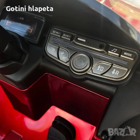 Акумулаторна КОЛА GLE63 4X4 12V,MP3 плейър, снимка 12 - Детски велосипеди, триколки и коли - 53248310