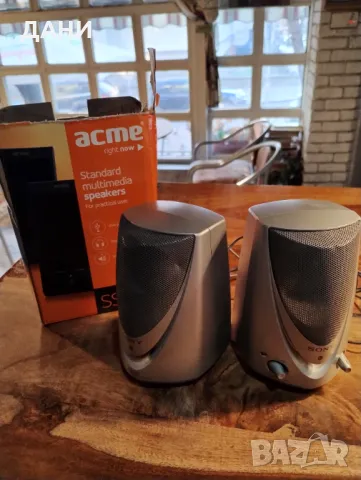 Тонколони, ретро микрофон, мини камера, мини фенерче с батерия, фенерче за кола с две фасонки