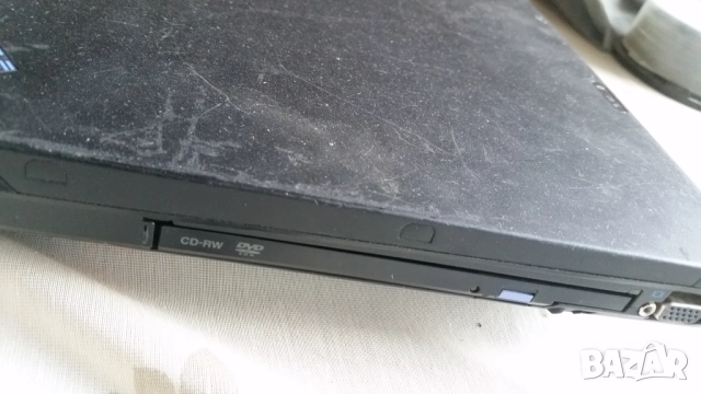 Лаптоп IBM ThinkPad T43, снимка 10 - Лаптопи за дома - 48436225