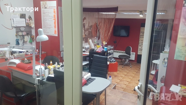 отдавам салон за красота Сливен Център, снимка 2 - Магазини - 52593364