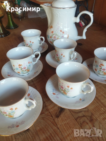 Деликатен сервиз за еспресо, произведен от Karolina или Jarolina в Полша, снимка 2 - Сервизи - 44698033