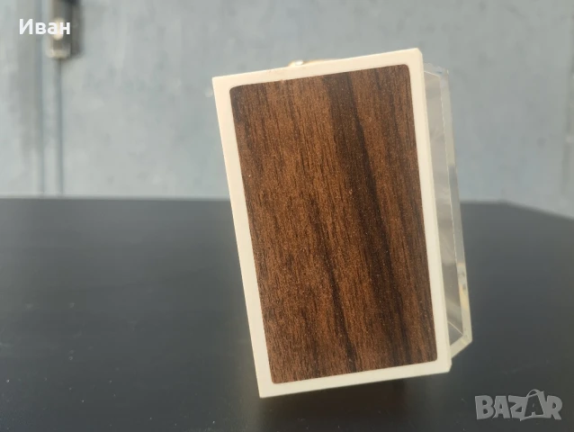 Настолен часовник/ будилник Слава , снимка 4 - Антикварни и старинни предмети - 51018277