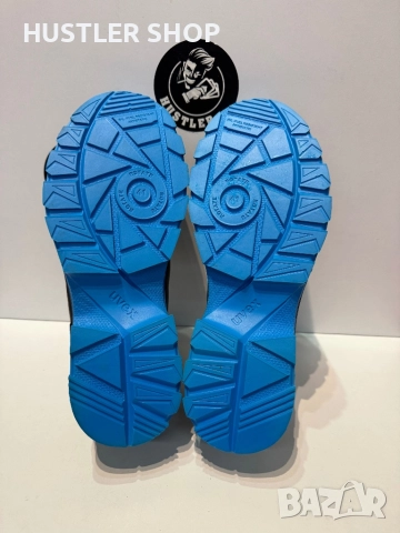 Работни обувки с метално бомбе UVEX.Номер 41, снимка 8 - Други - 51992161