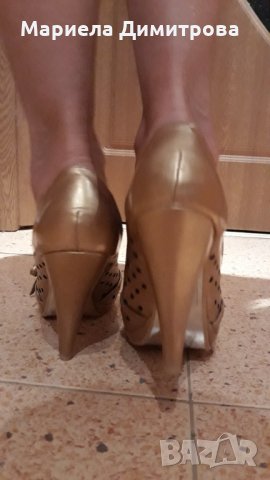 Дамски златисти обувки , снимка 2 - Дамски обувки на ток - 30121207