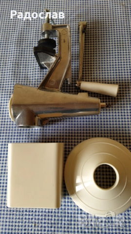 Стара руска сокоизтисквачка , снимка 2 - Сокоизстисквачки и цитрус преси - 51827286
