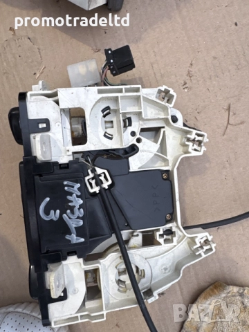 Климатичен панел Мазда 323 Mazda 323, снимка 2 - Части - 56450936