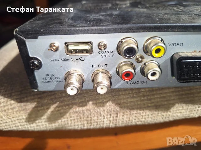 Сателитен приемник , снимка 7 - Приемници и антени - 56261542