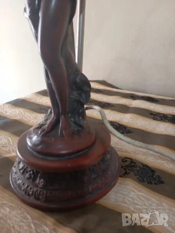 Фигуративна настолна лампа, снимка 3 - Настолни лампи - 49763005