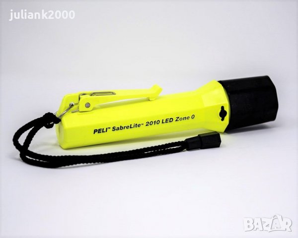 Peli 2010 SabreLite LED Flashlight, жълт, снимка 2 - Други спортове - 39044751