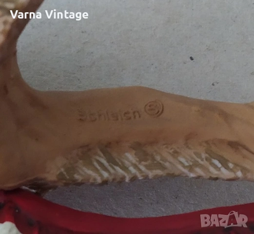 Колекционерска фигурка индианец Индиански вожд Сиу. Schleich Германия., снимка 4 - Колекции - 54200020