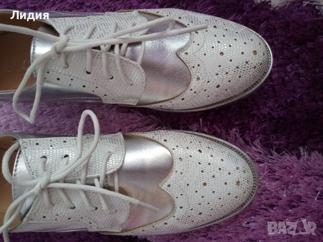 Есенни бели дамски стилни  обувки със връзки , снимка 2 - Дамски ежедневни обувки - 37656136