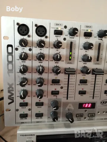 Миксер Behringer pro mixer vmx 1000, снимка 3 - Ресийвъри, усилватели, смесителни пултове - 56534594