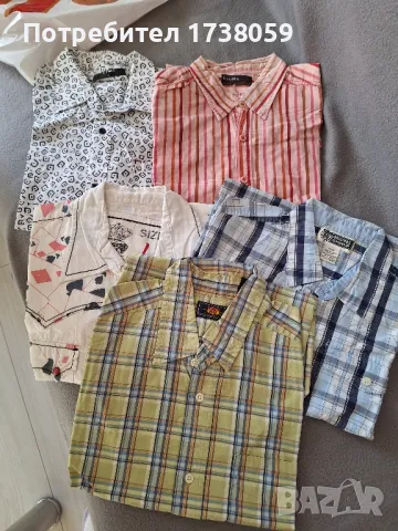 Лот мъжки ризи.