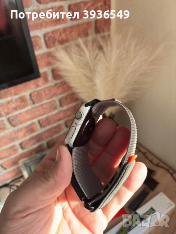 Apple Watch 4 44mm Nike, снимка 4 - Смарт гривни - 52942523