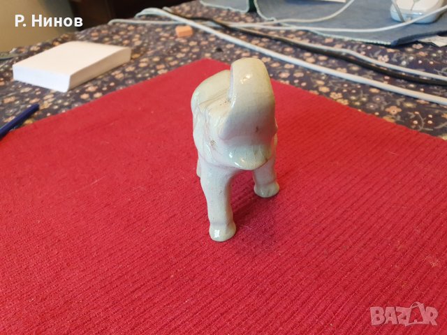 Слонче - статуетка от Индия №2 порцелан , снимка 2 - Статуетки - 42082293