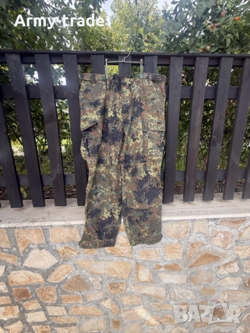 продавам камуфлажни панталони 