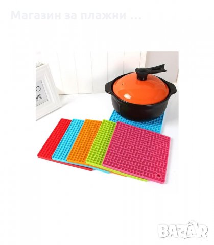 СИЛИКОНОВА ПОДЛОЖКА ЗА СЕРВИРАНЕ - код квадратна