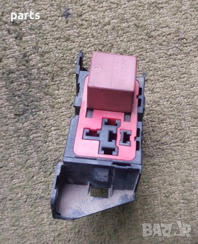 Реле и Кутия Рено Лагуна 1, снимка 6 - Части - 52024198