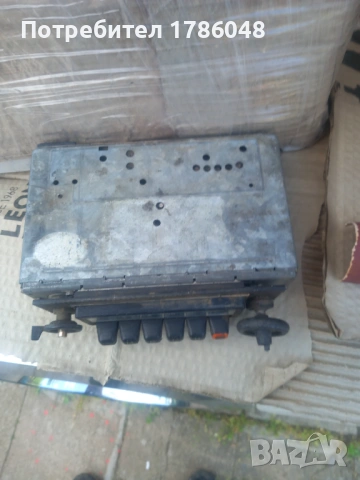 Ретро радио за кола, снимка 2 - Радиокасетофони, транзистори - 54342343