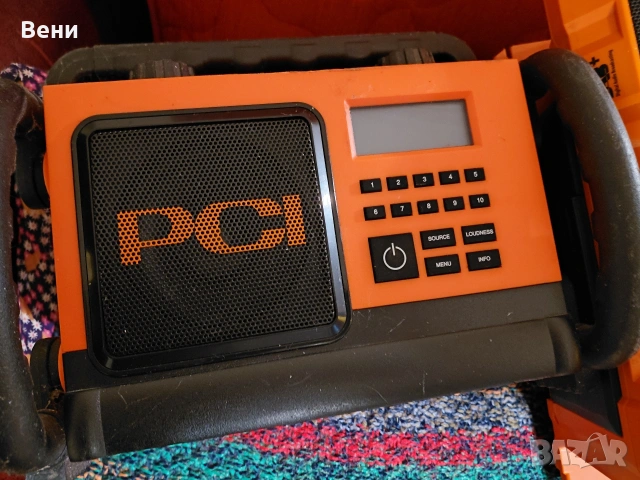 Строително радио за части , снимка 3 - Ресийвъри, усилватели, смесителни пултове - 54176045