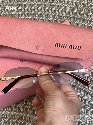 Слънчеви очила miu miu, снимка 2 - Слънчеви и диоптрични очила - 54328035