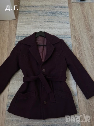 Лиляво палто