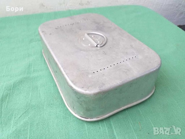 Стара алуминиева кутия за храна/сандвичи, снимка 2 - Кутии за храна - 29913204
