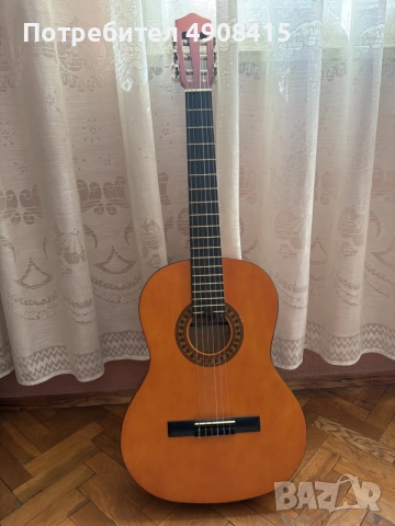 Класическа китара STAGG C442 в отлично състояние 