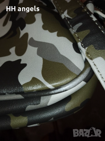 Guess mini раничка, снимка 7 - Раници - 52777309