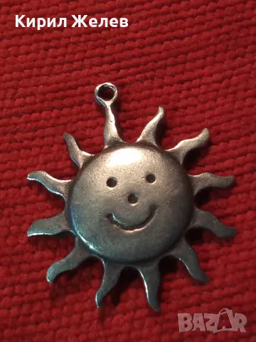 СИМПАТИЧЕН ФИГУРАЛЕН СРЕБЪРЕН МЕДАЛЬОН СЛЪНЦЕ ЛАКИРАНО СРЕБРО 925 АРТ ПЕНДАНТ 38135, снимка 13 - Колиета, медальони, синджири - 46426170