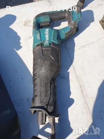 саблен трион Макита DJR 187, снимка 2 - Други инструменти - 50450246
