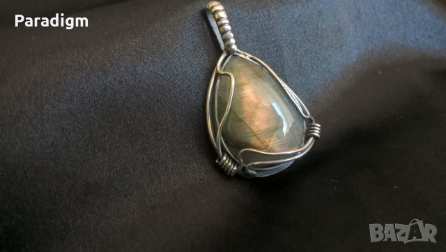 Сребърен медальон с лабрадорит, снимка 3 - Колиета, медальони, синджири - 29330742