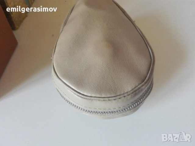 Пулверизатори - 2 броя и механична самобръсначка., снимка 16 - Антикварни и старинни предмети - 53756253