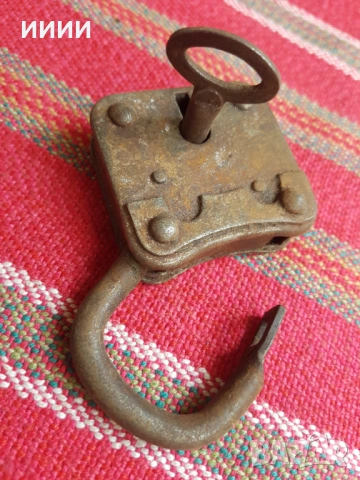 Кован стар катинар кофар , снимка 2 - Антикварни и старинни предмети - 54309155