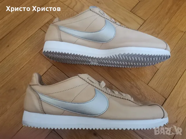 Дамски маратонки NIKE ✔️ Размер 40, снимка 2 - Маратонки - 55920201