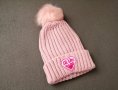 Дамска зимна плетена шапка с помпон и бродерия сърце с надпис "in the mood" в розов цвят , снимка 4