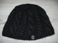 The north face дамска зимна топла шапка, снимка 1 - Шапки - 31582640