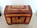 Впечатляващо ръчно изработено дървено  ковчеже идеално за съхранение на бижута., снимка 3